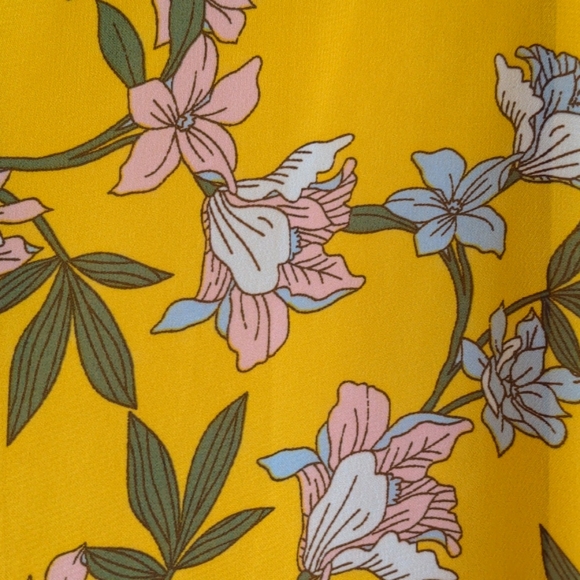 Lulu's Thrive Together Yellow Floral Print Maxi - Picture 4 of 7